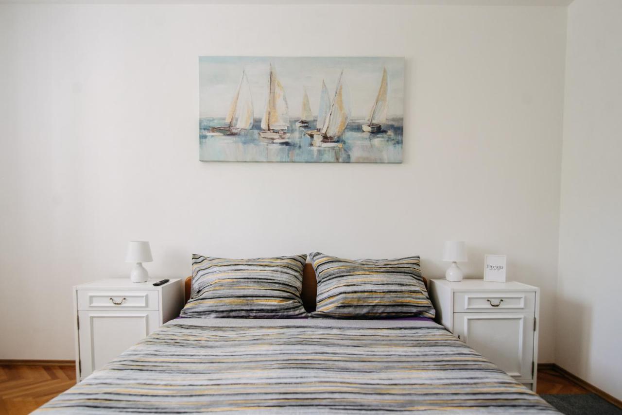 דוברובניק Sunnynest Apartment - 3Br Apt With Free Parking & Wi-Fi, Close To Lapad Bay Beach מראה חיצוני תמונה